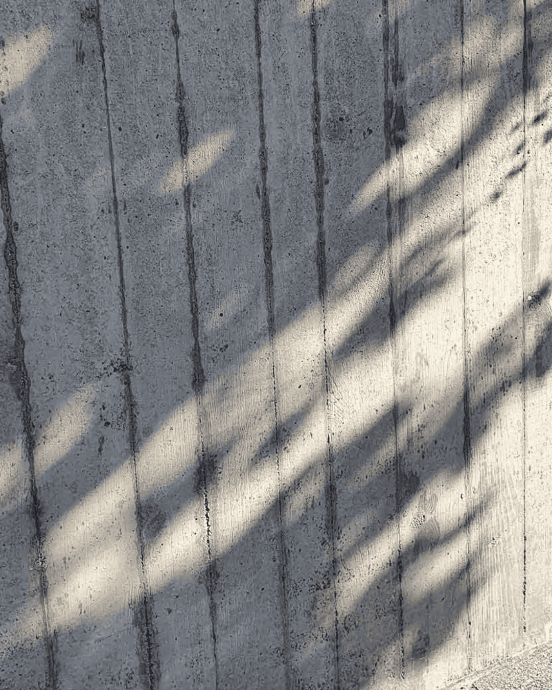 Canapé gris après détachage et nettoyage  Brillio Liège